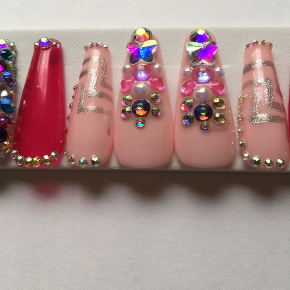 BabiiGurl Pink Press on Nails - Picture 4 of 9